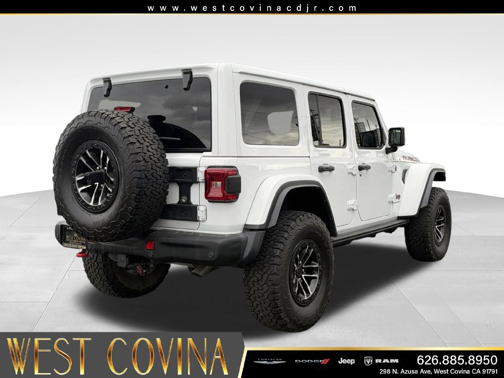 Used 2024 Jeep Wrangler Unlimited Rubicon AWD/4WD image 11