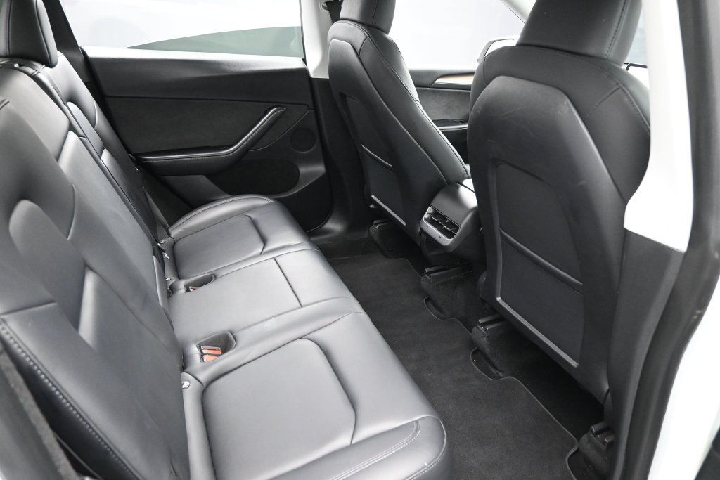 Used 2023 Tesla Model Y Performance AWD/4WD image 35