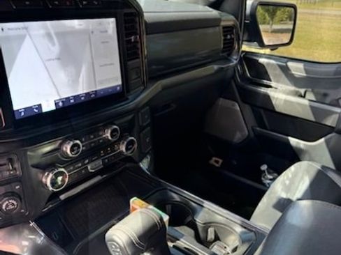 Used 2023 Ford F150 Lariat w/ Equipment Group 502A High image 6