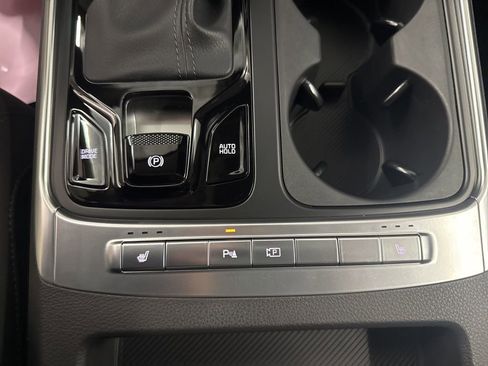 New 2026 Kia Carnival EX FWD image 12
