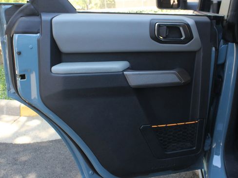 Used 2022 Ford Bronco Badlands w/ Sasquatch Package image 19