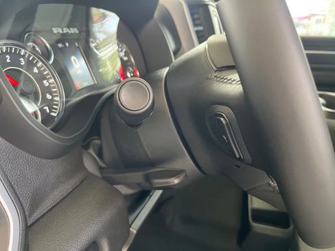 New 2023 RAM 1500 Big Horn image 39