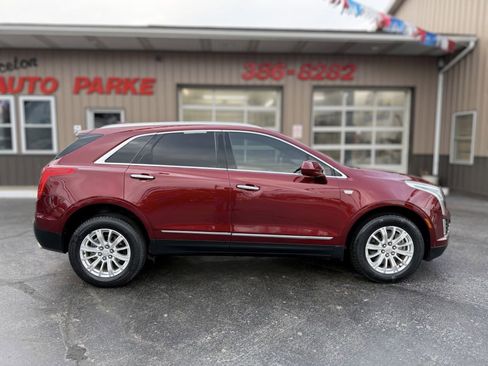 Used 2018 Cadillac XT5 FWD image 1