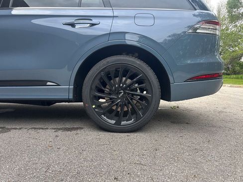 New 2026 Lincoln Aviator Reserve AWD/4WD image 48
