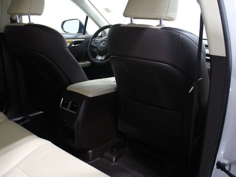 Used 2019 Lexus RX 350 AWD w/ Navigation Package image 22