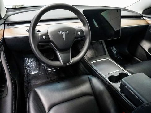 Used 2023 Tesla Model 3 Standard Range image 14