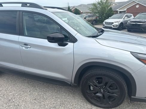 Used 2024 Subaru Ascent Onyx Edition AWD/4WD image 7