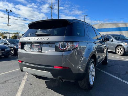 Used 2016 Land Rover Discovery Sport HSE image 4
