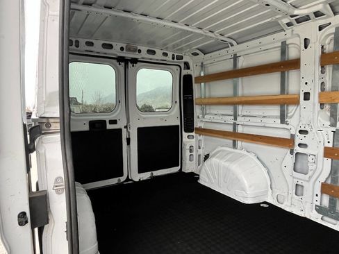 Used 2023 RAM ProMaster 2500 image 17