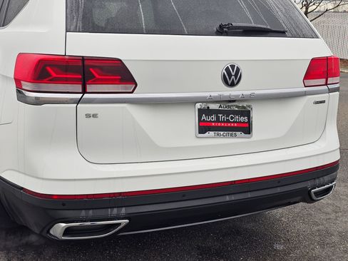 Used 2023 Volkswagen Atlas SE AWD/4WD image 7