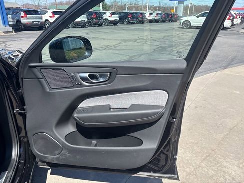 Used 2024 Volvo XC60 T8 Ultimate w/ Protection Package Premier image 32