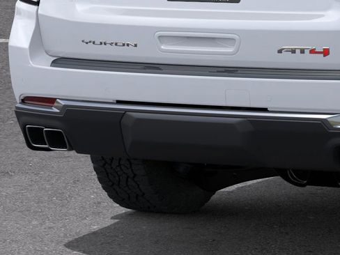New 2026 GMC Yukon AT4 image 14