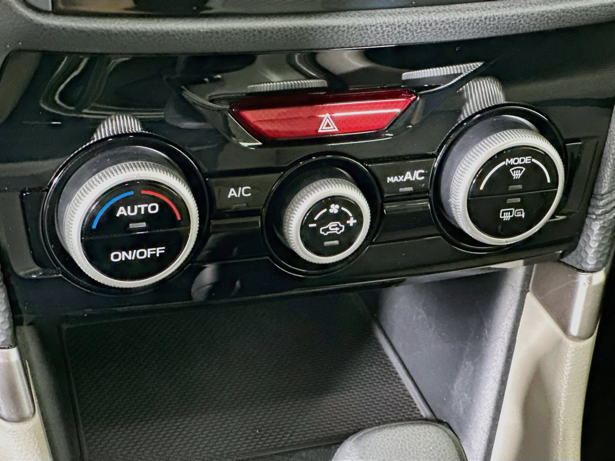 Used 2019 Subaru Forester Premium AWD/4WD image 23