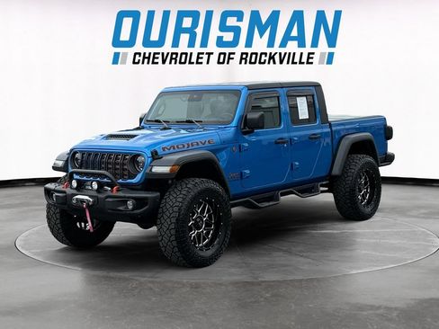 Used 2024 Jeep Gladiator Mojave w/ Steel Bumper Group AWD/4WD image 2