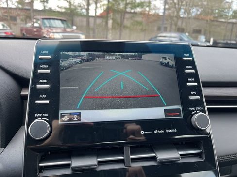 Certified 2021 Toyota Avalon XLE w/ Moonroof Package image 11