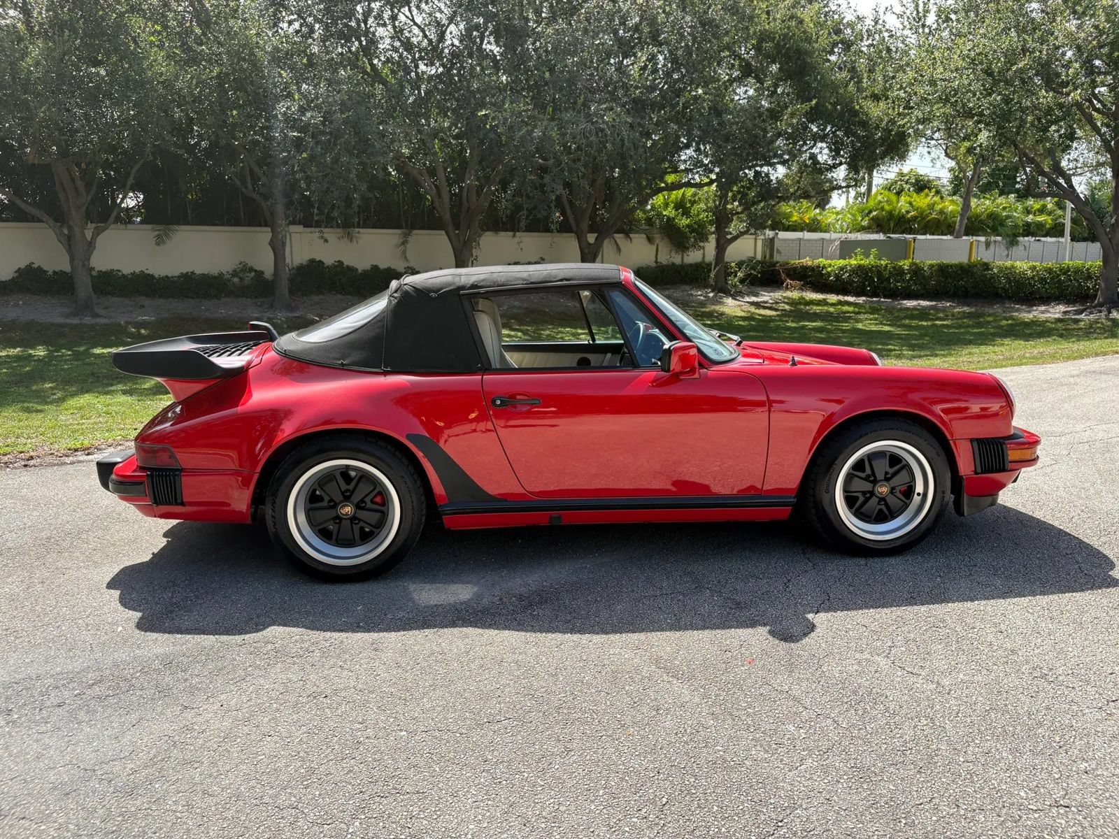 Used 1988 Porsche 911 Carrera RWD image 35