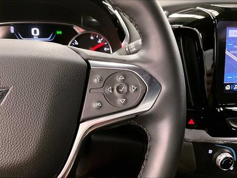 Used 2023 Chevrolet Traverse High Country FWD image 28