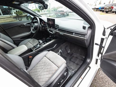 Used 2022 Audi S4 Premium image 30