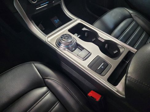 Used 2023 Ford Edge SEL image 26