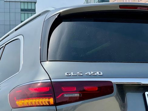 Certified 2026 Mercedes-Benz GLS 450 4MATIC image 10