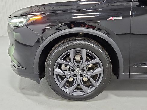 Used 2023 Acura MDX A-Spec image 5