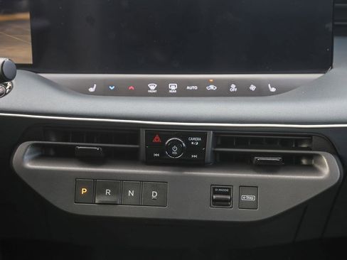 New 2026 Nissan Leaf Platinum+ FWD image 16