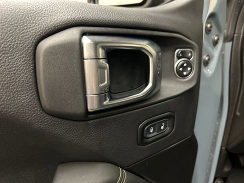 Used 2025 Jeep Wrangler Unlimited Sahara w/ Safety Group image 26