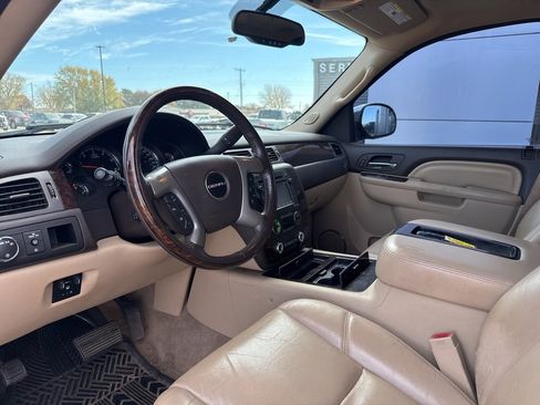 Used 2013 GMC Yukon Denali image 12