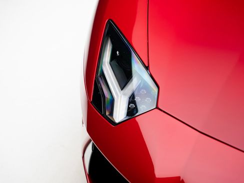 Used 2014 Lamborghini Aventador LP 700-4 image 9