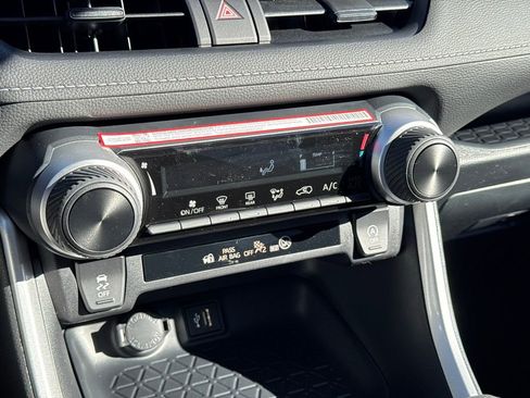 New 2025 Toyota RAV4 LE image 24