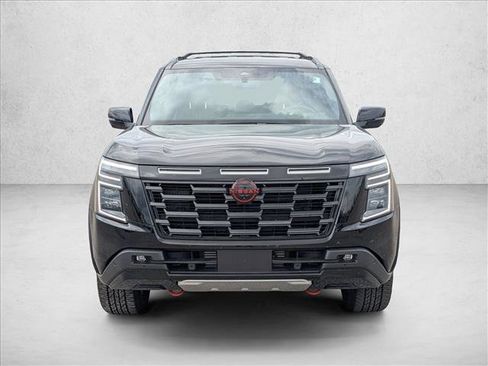Used 2025 Nissan Armada PRO-4X AWD/4WD image 2