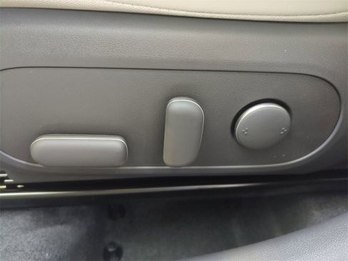 New 2026 Hyundai Kona SEL Premium image 22