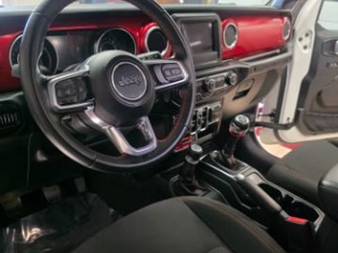 Used 2021 Jeep Wrangler Unlimited Rubicon w/ Safety Group AWD/4WD image 13