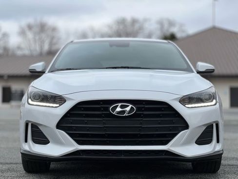 Used 2019 Hyundai Veloster 2.0 image 2