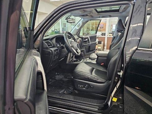 Used 2018 Toyota 4Runner Limited RWD image 29