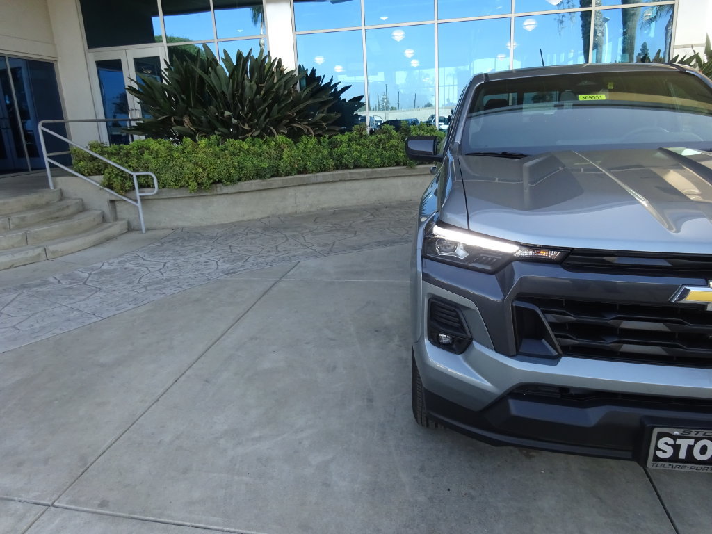Used 2026 Chevrolet Colorado LT w/ LT Convenience Package RWD image 30