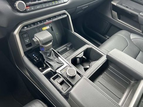 Used 2024 Toyota Tundra Limited image 27