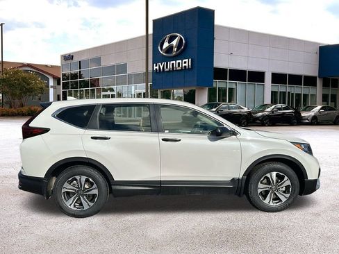 Used 2021 Honda CR-V LX image 6