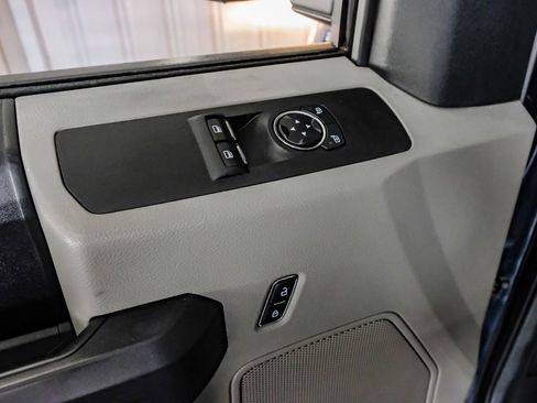 Used 2020 Ford F250 XL w/ STX Appearance Package image 36