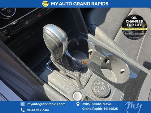 Used 2023 Volkswagen Atlas SEL R-Line AWD/4WD image 26