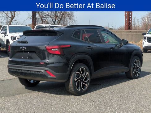 New 2026 Chevrolet Trax RS w/ Sunroof Package image 3