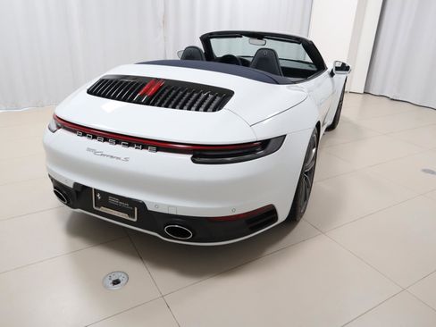 Used 2021 Porsche 911 Carrera S image 5