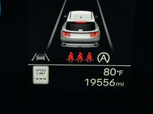 Used 2025 Hyundai Tucson SEL AWD/4WD image 37