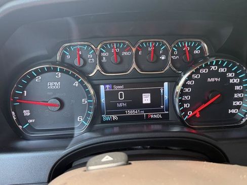 Used 2018 GMC Sierra 1500 SLT w/ Enhanced Driver Alert Package RWD image 17