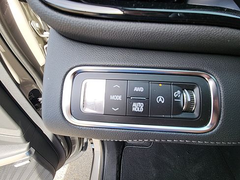 New 2026 Buick Enclave Sport Touring image 21