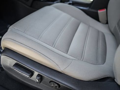 Used 2022 Honda CR-V EX image 35