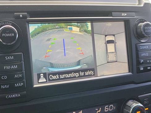 Used 2017 Nissan Titan PRO-4X w/ Pro-4x Convenience Package AWD/4WD image 33