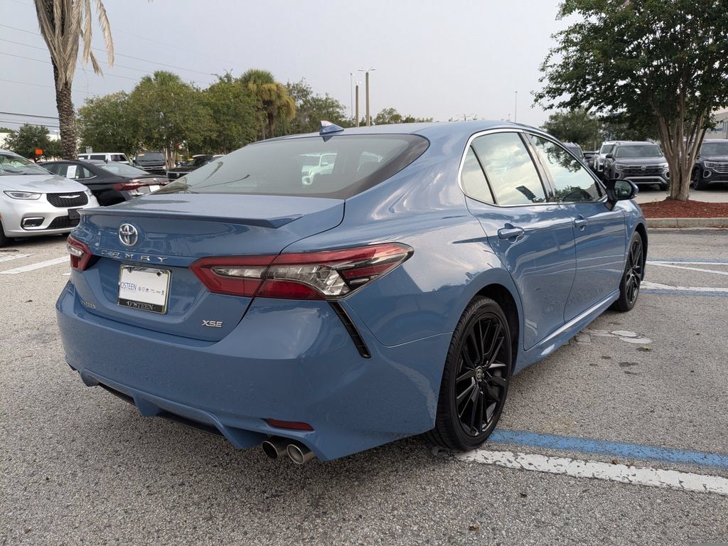 Used 2024 Toyota Camry XSE FWD image 6
