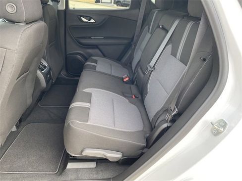 New 2025 Chevrolet Blazer LT w/ Midnight/Sport Edition image 24