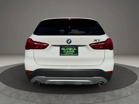 Used 2017 BMW X1 xDrive28i AWD/4WD image 6